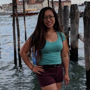 Meet your Posher, Sarah